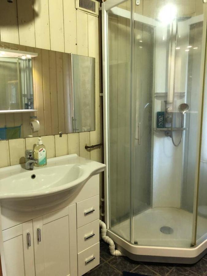 Beautiful 3 Bed Cottage In Ytteroy With Seaview 外观 照片